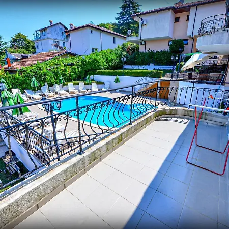 Aspen 4*